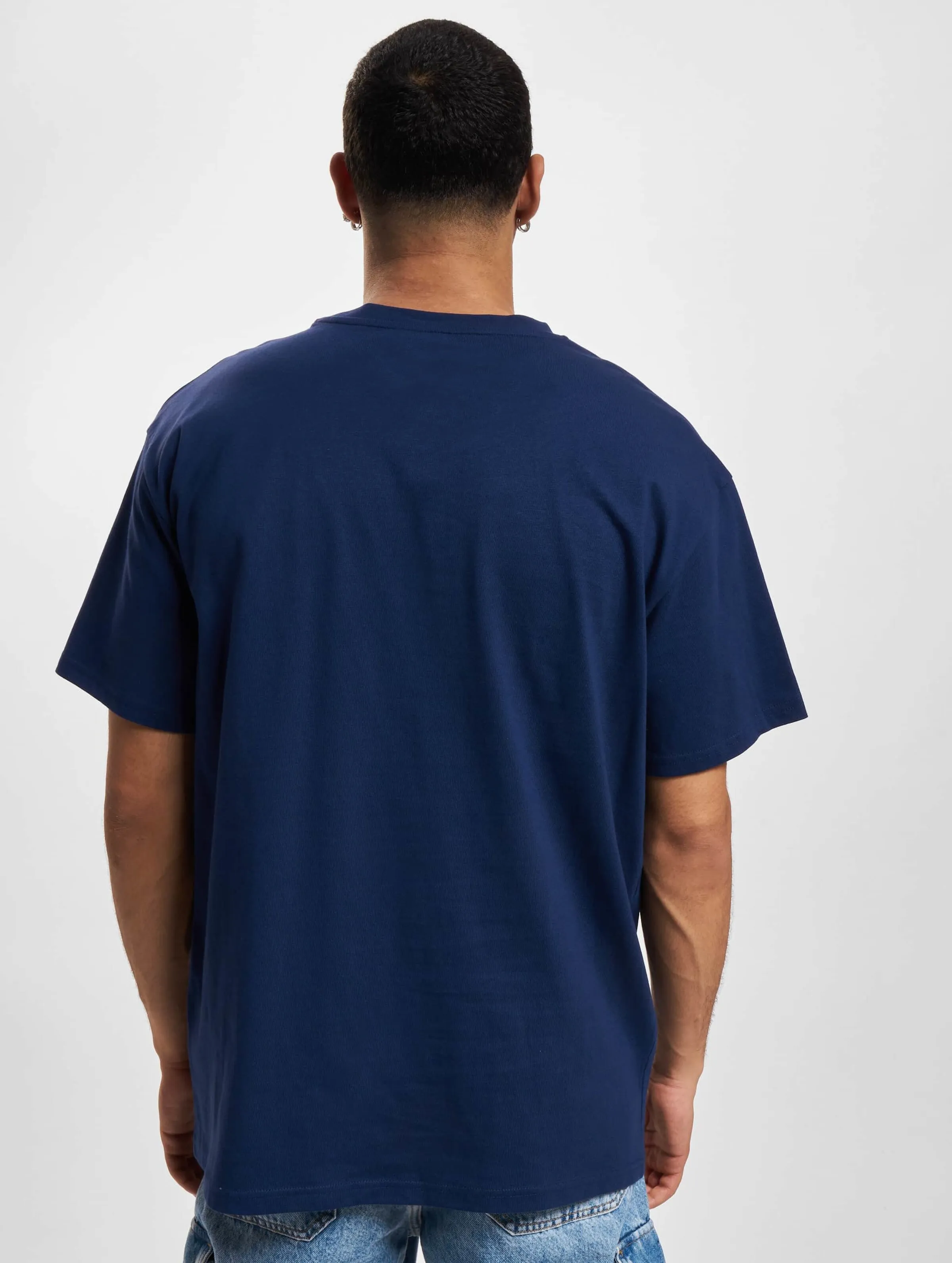 Mister Tee Upscale L.A. College Oversize T-Shirt