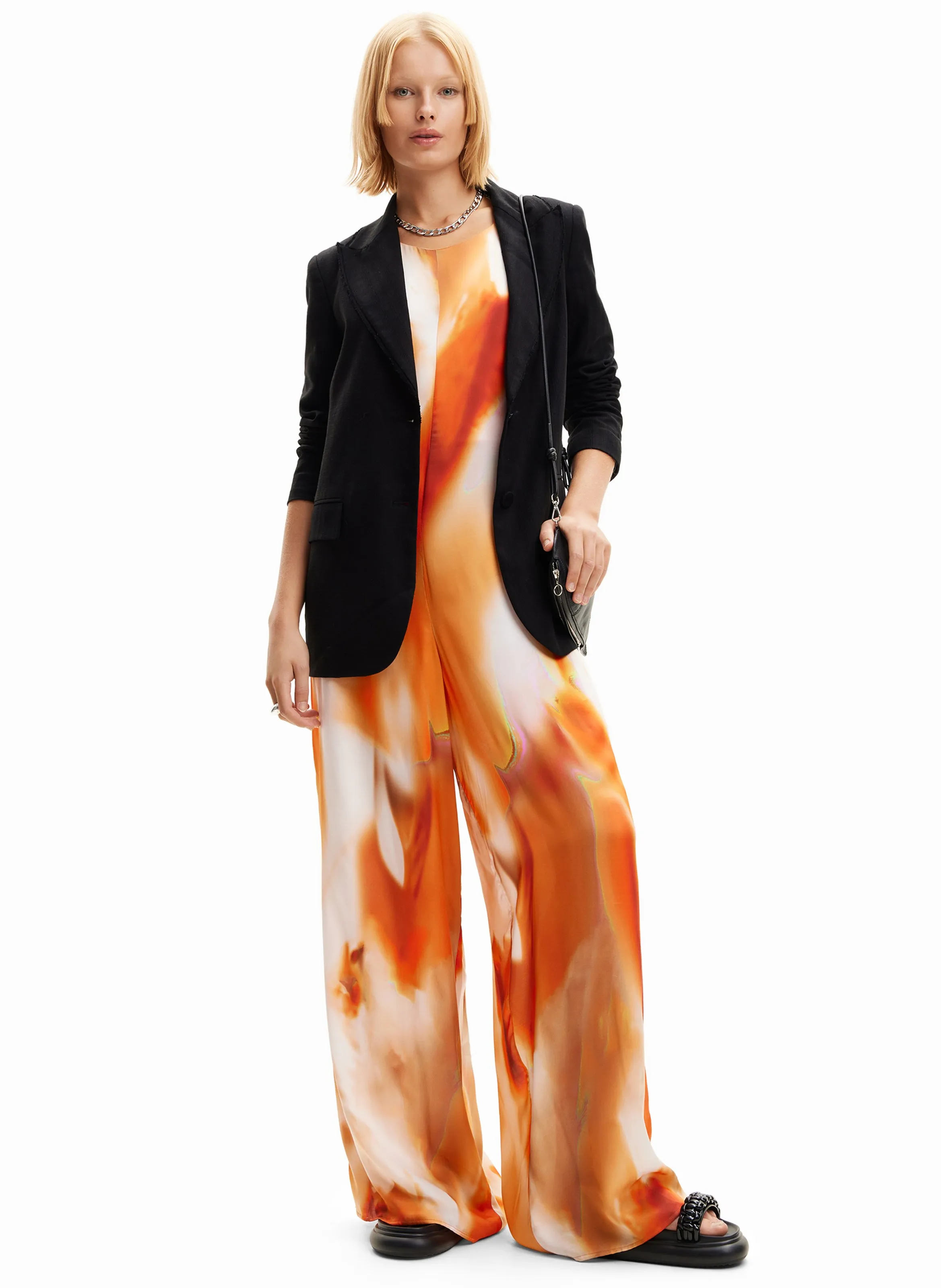 Mono estampado con espalda descubierta en naranja